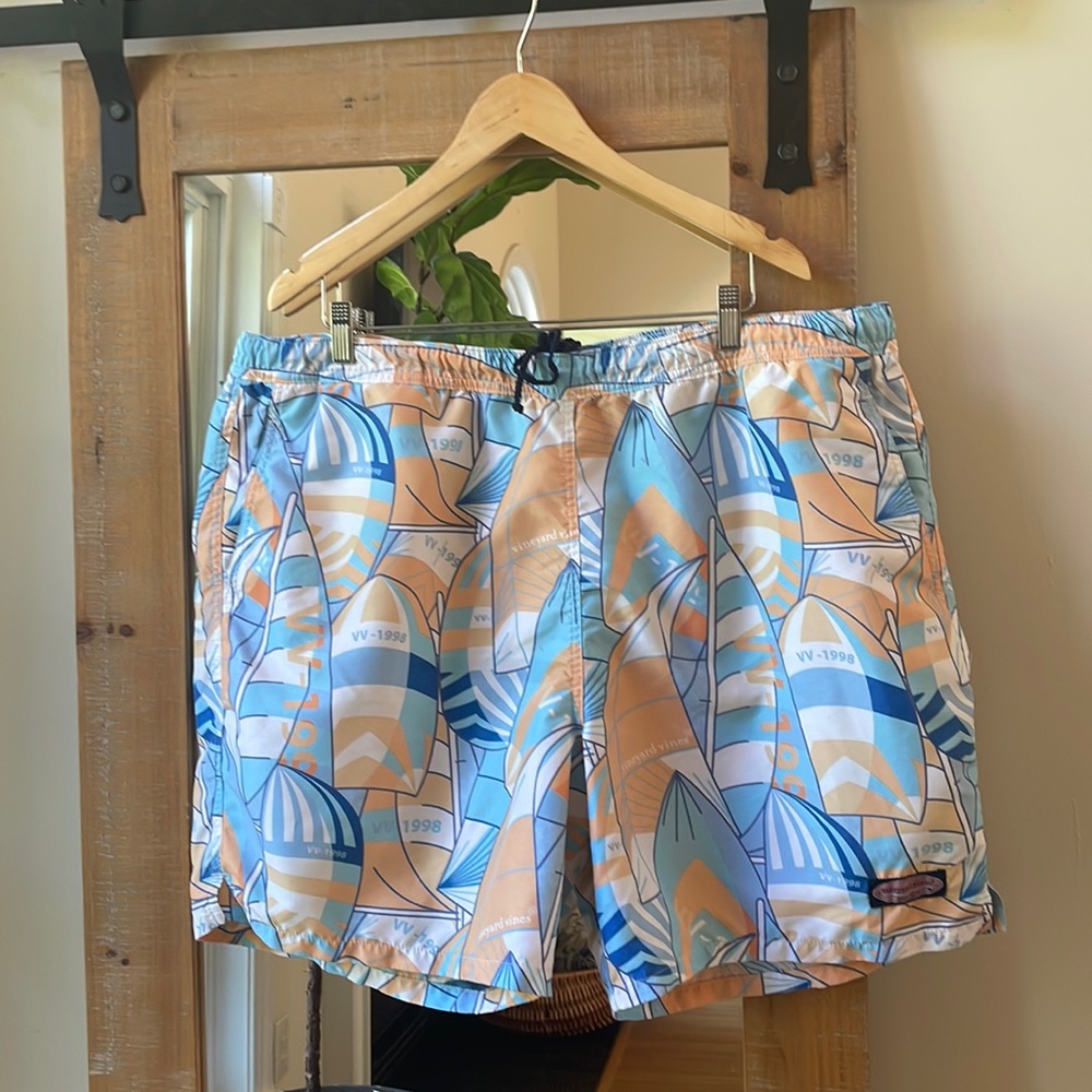 Vineyard Vines Sailboat Print Chappy Swim Trunks Size XL